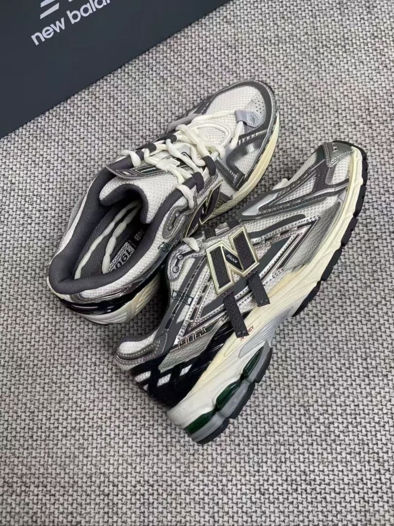 New Balance - HYPE Sneaks